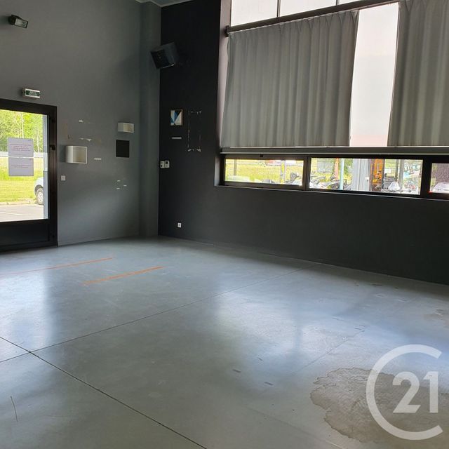 commerce à louer - 150.0 m2 - CHALLANS - 85 - PAYS-DE-LOIRE - Century 21 L'Océane