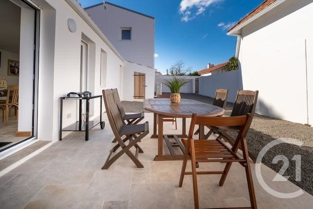 maison à louer - 4 pièces - 98.46 m2 - CHALLANS - 85 - PAYS-DE-LOIRE - Century 21 L'Océane