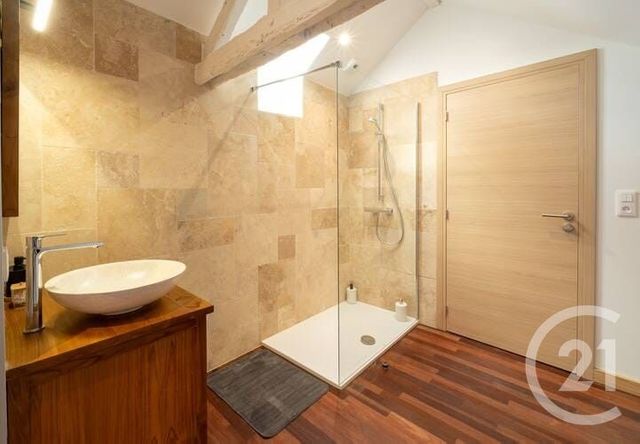 maison à louer - 6 pièces - 165.74 m2 - CHALLANS - 85 - PAYS-DE-LOIRE - Century 21 L'Océane