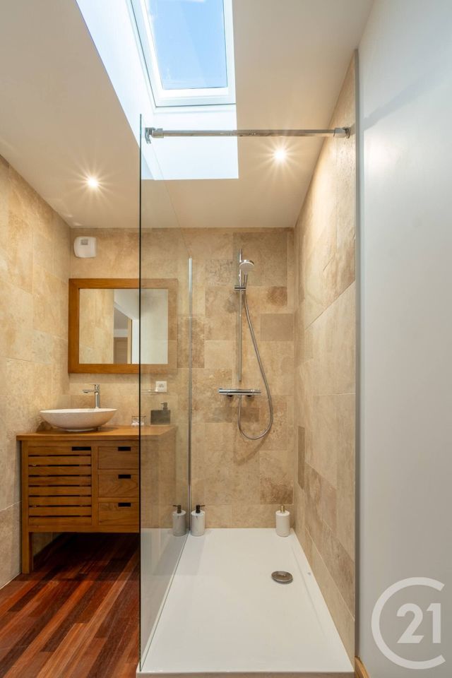 maison à louer - 6 pièces - 165.74 m2 - CHALLANS - 85 - PAYS-DE-LOIRE - Century 21 L'Océane
