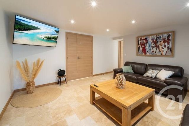 maison à louer - 6 pièces - 165.74 m2 - CHALLANS - 85 - PAYS-DE-LOIRE - Century 21 L'Océane