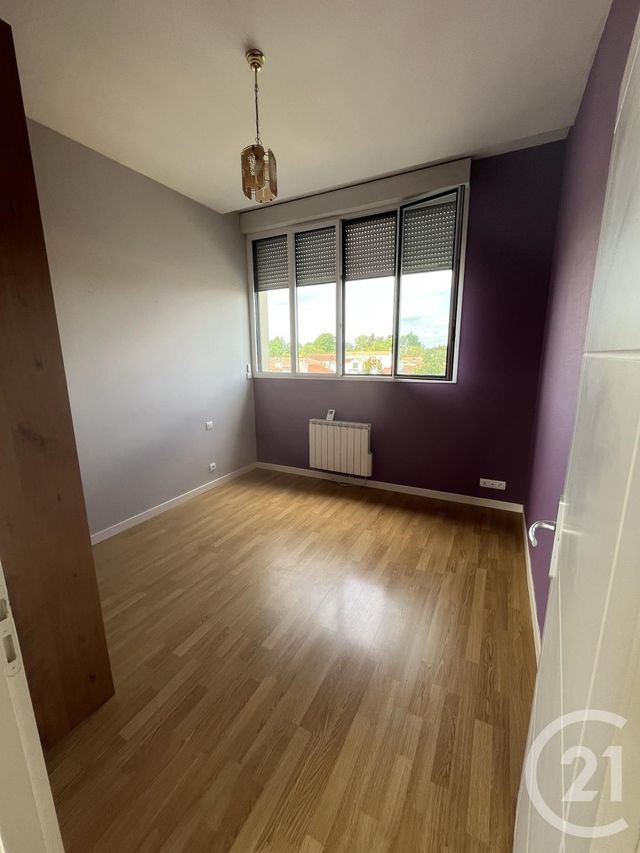 Appartement F4 à vendre - 4 pièces - 76.75 m2 - COMMEQUIERS - 85 - PAYS-DE-LOIRE - Century 21 L'Océane