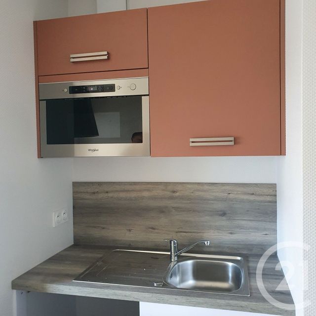 Appartement F1 à vendre - 1 pièce - 33.0 m2 - CHALLANS - 85 - PAYS-DE-LOIRE - Century 21 L'Océane