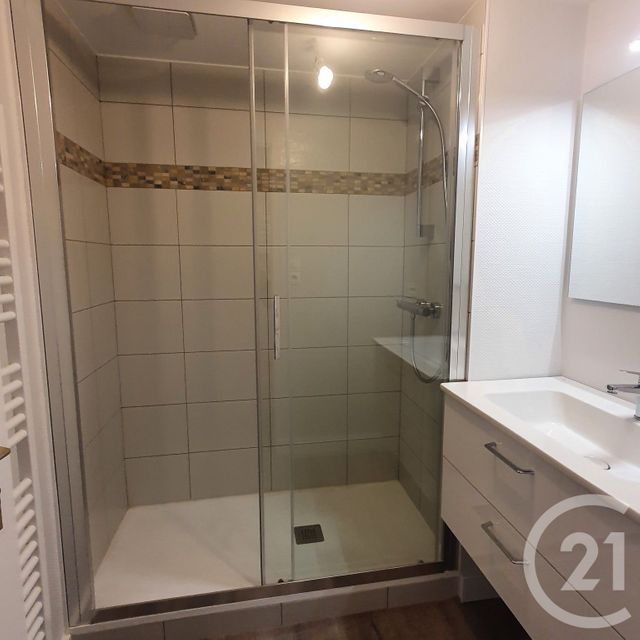 Appartement F1 à vendre - 1 pièce - 33.0 m2 - CHALLANS - 85 - PAYS-DE-LOIRE - Century 21 L'Océane