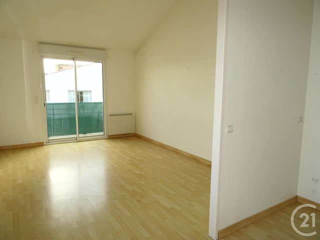 Appartement F2 à vendre - 2 pièces - 49.48 m2 - CHALLANS - 85 - PAYS-DE-LOIRE - Century 21 L'Océane