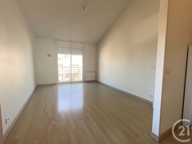 Appartement F2 à vendre - 2 pièces - 49.48 m2 - CHALLANS - 85 - PAYS-DE-LOIRE - Century 21 L'Océane