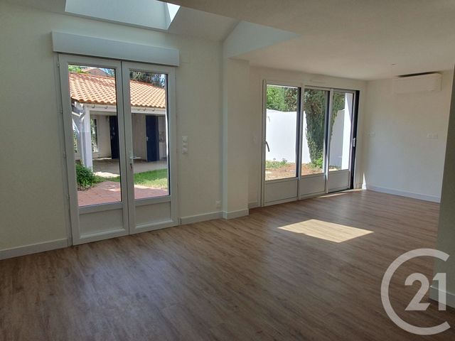 maison à louer - 6 pièces - 141.37 m2 - LA GARNACHE - 85 - PAYS-DE-LOIRE - Century 21 L'Océane