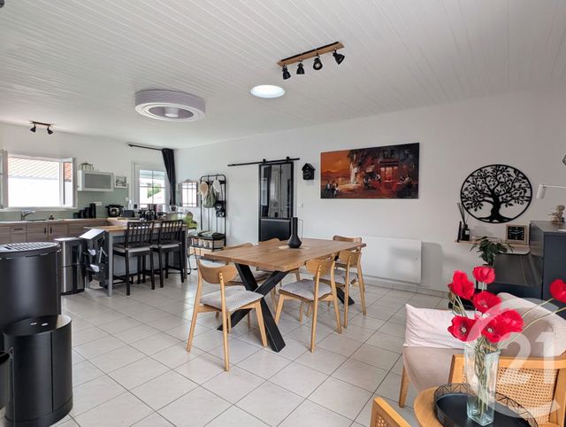 maison à vendre - 4 pièces - 85.89 m2 - CHALLANS - 85 - PAYS-DE-LOIRE - Century 21 L'Océane