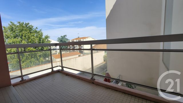 Appartement F2 à vendre - 2 pièces - 48.67 m2 - CHALLANS - 85 - PAYS-DE-LOIRE - Century 21 L'Océane