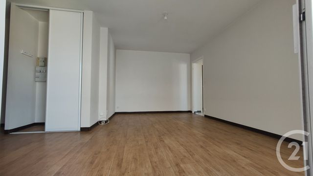 Appartement F2 à vendre - 2 pièces - 48.67 m2 - CHALLANS - 85 - PAYS-DE-LOIRE - Century 21 L'Océane