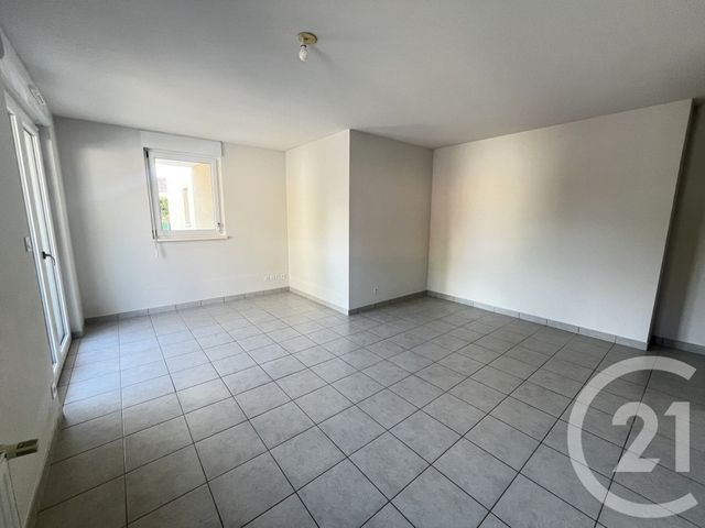 Appartement F2 à louer - 2 pièces - 47.1 m2 - CHALLANS - 85 - PAYS-DE-LOIRE - Century 21 L'Océane