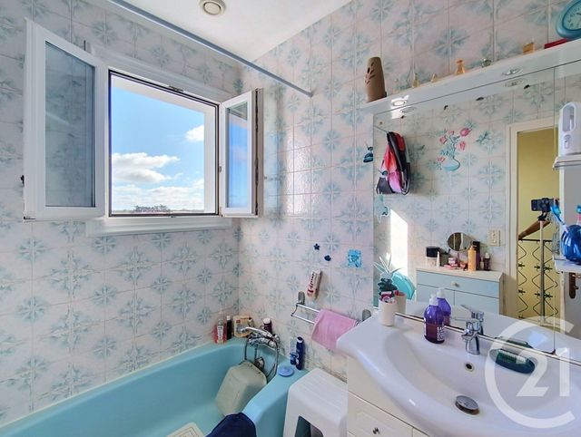 maison à vendre - 5 pièces - 119.0 m2 - BEAUVOIR SUR MER - 85 - PAYS-DE-LOIRE - Century 21 L'Océane