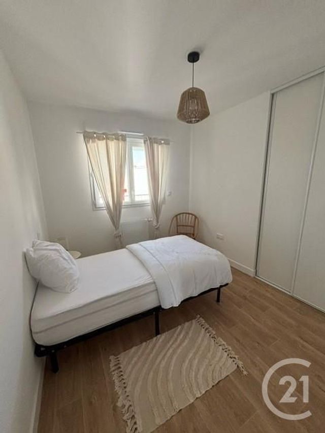 Appartement F3 à louer - 3 pièces - 66.06 m2 - CHALLANS - 85 - PAYS-DE-LOIRE - Century 21 L'Océane