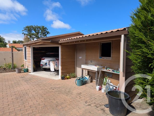 maison à vendre - 7 pièces - 173.0 m2 - BEAUVOIR SUR MER - 85 - PAYS-DE-LOIRE - Century 21 L'Océane