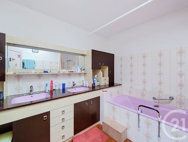 maison à vendre - 7 pièces - 173.0 m2 - BEAUVOIR SUR MER - 85 - PAYS-DE-LOIRE - Century 21 L'Océane