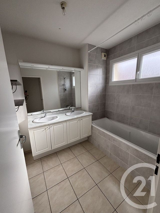 maison à vendre - 4 pièces - 80.25 m2 - CHALLANS - 85 - PAYS-DE-LOIRE - Century 21 L'Océane