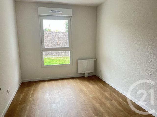 Appartement T4 à louer - 4 pièces - 78.15 m2 - CHALLANS - 85 - PAYS-DE-LOIRE - Century 21 L'Océane
