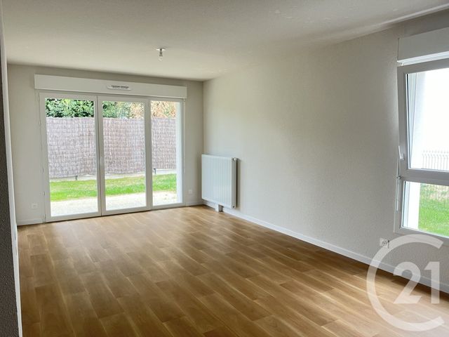 Appartement T4 à louer - 4 pièces - 78.15 m2 - CHALLANS - 85 - PAYS-DE-LOIRE - Century 21 L'Océane