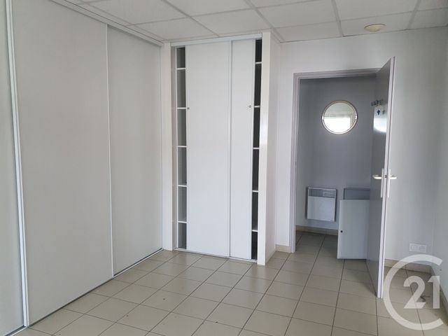 commerce à vendre - 392.0 m2 - LA GARNACHE - 85 - PAYS-DE-LOIRE - Century 21 L'Océane