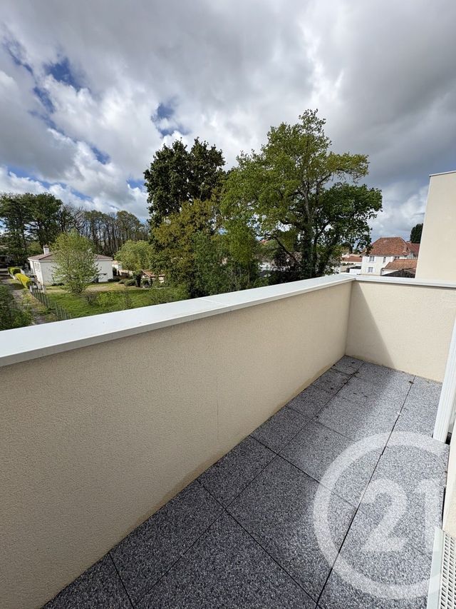 Appartement F2 à louer - 2 pièces - 41.49 m2 - CHALLANS - 85 - PAYS-DE-LOIRE - Century 21 L'Océane