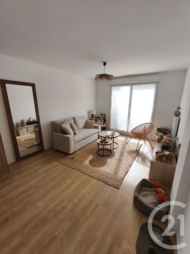 Appartement F2 à louer - 2 pièces - 41.49 m2 - CHALLANS - 85 - PAYS-DE-LOIRE - Century 21 L'Océane