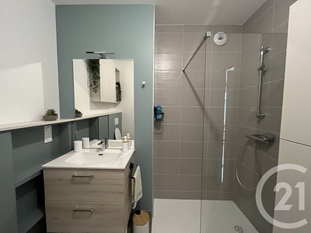 Appartement Studio à louer - 1 pièce - 34.99 m2 - CHALLANS - 85 - PAYS-DE-LOIRE - Century 21 L'Océane