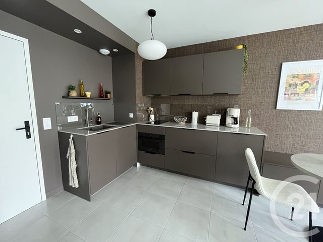 Appartement Studio à louer - 1 pièce - 34.99 m2 - CHALLANS - 85 - PAYS-DE-LOIRE - Century 21 L'Océane