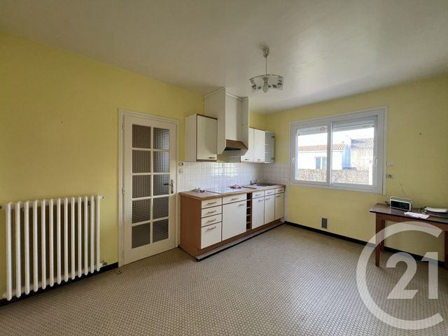 maison à vendre - 5 pièces - 104.45 m2 - CHALLANS - 85 - PAYS-DE-LOIRE - Century 21 L'Océane